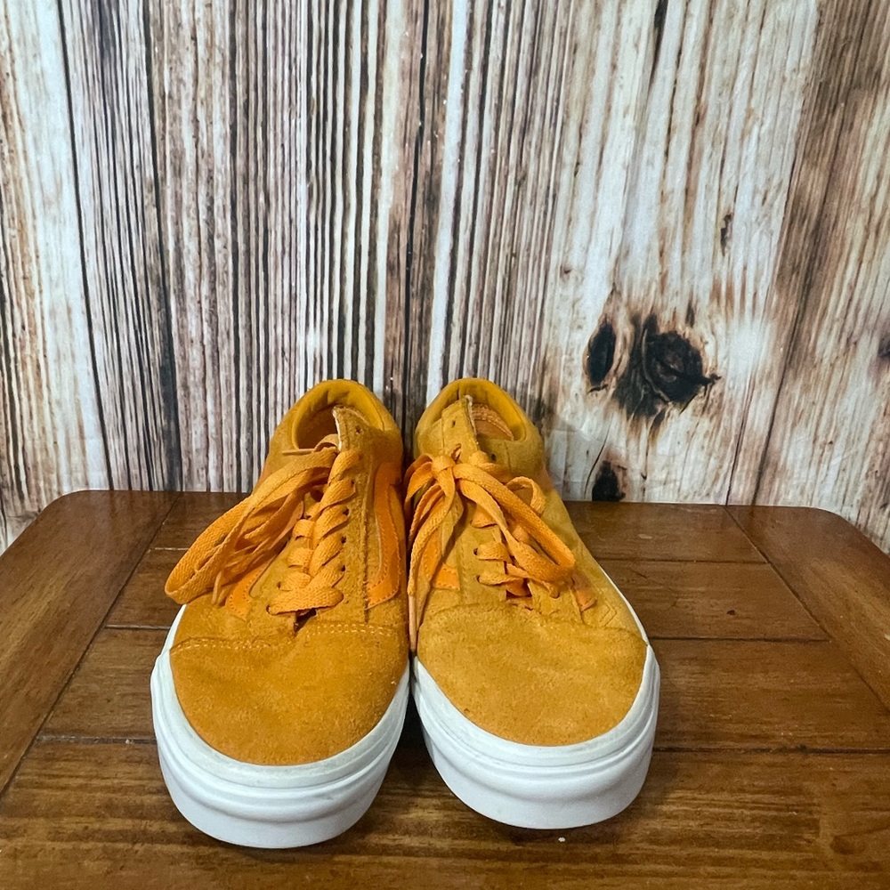 Vans Mustard Gold Yellow Suede Shoes Men's Size 6 Or Women’s 7.5 old skool skate